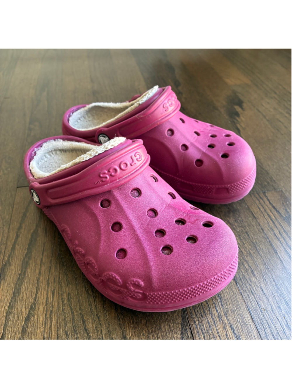 CROCS Baya Lined Clogs Pomegranate Unisex Mens 4 Womens 6 Cozy Warm Slippers